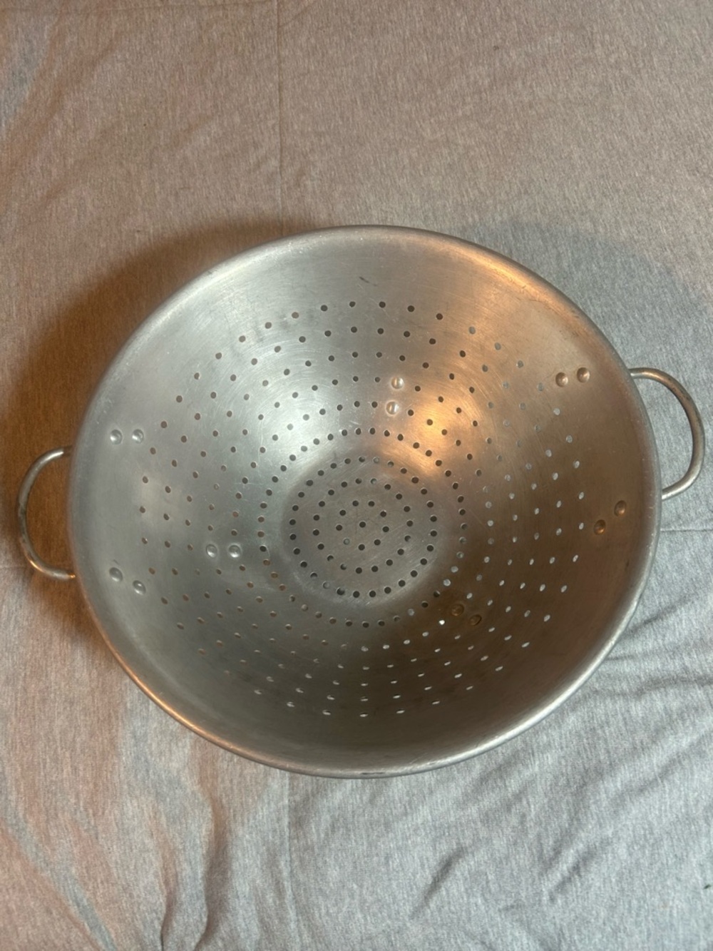Wear-ever Heavy-Duty Stainless Steel Colander with Side Handles - aluminum